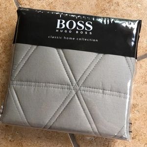 NEW Hugo Boss Standard Pillow Sham